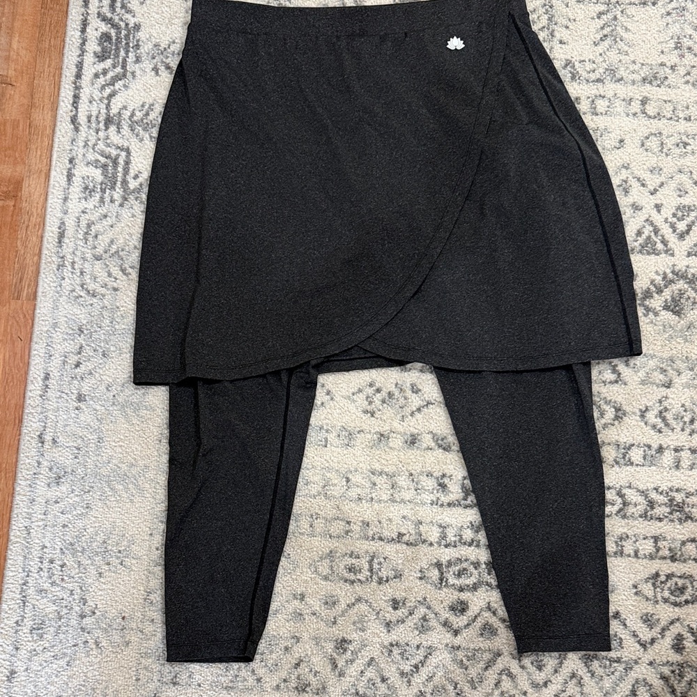 Charcoal Gray Wrap Skirt w/Leggings